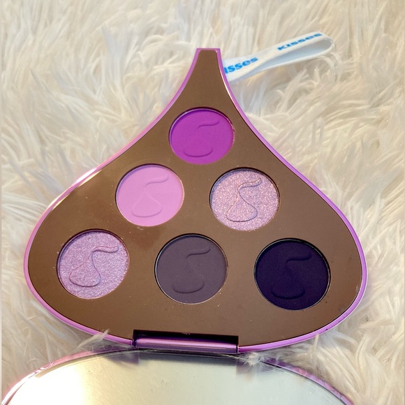 GlamLite - Eyeshadow Palette - Picture 2 of 10